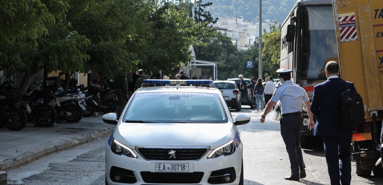 Κολωνός: Στον εισαγγελέα ο 43χρονος που συνελήφθη χθες με ένταλμα για την υπόθεση της 12χρονης