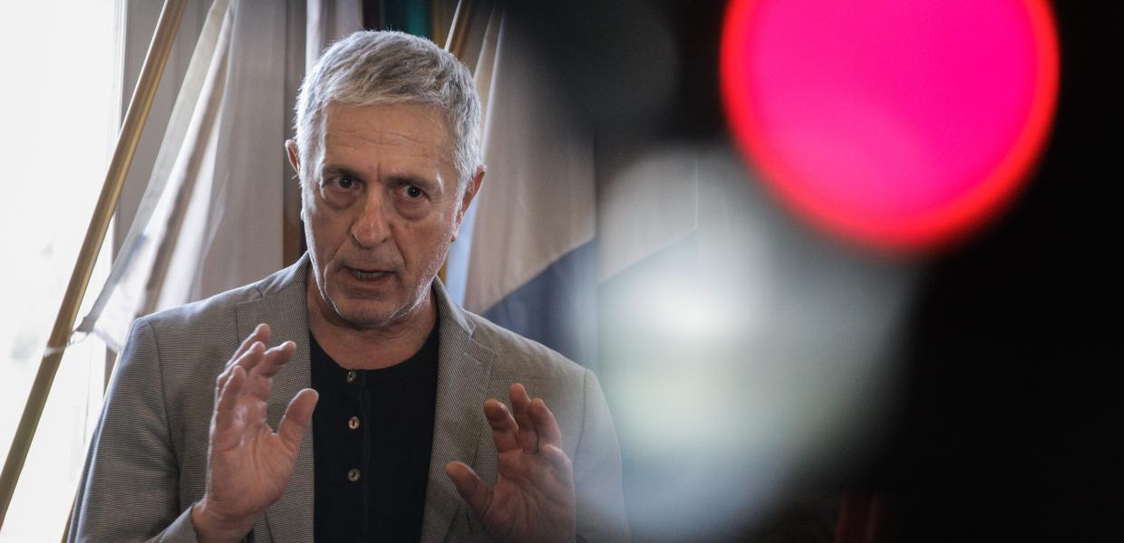 Ο Στέλιος Κούλογλου