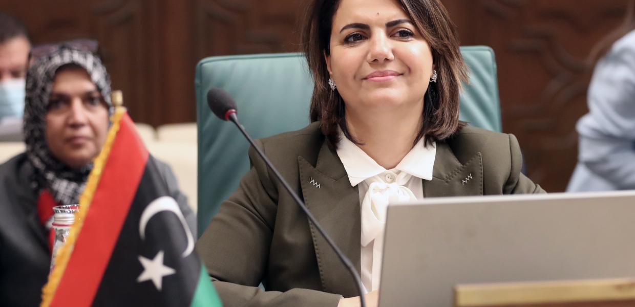 ΛΙΒΥΗ ΜΑΝΓΚΟΥΣ