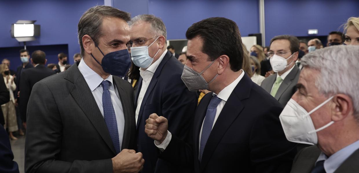 Κυριάκος Μητσοτάκης και Κώστας Σκρέκας