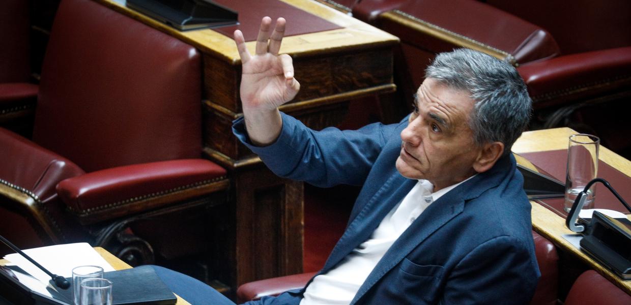 Ο Ευκλείδης Τσακαλώτος στη Βουλή