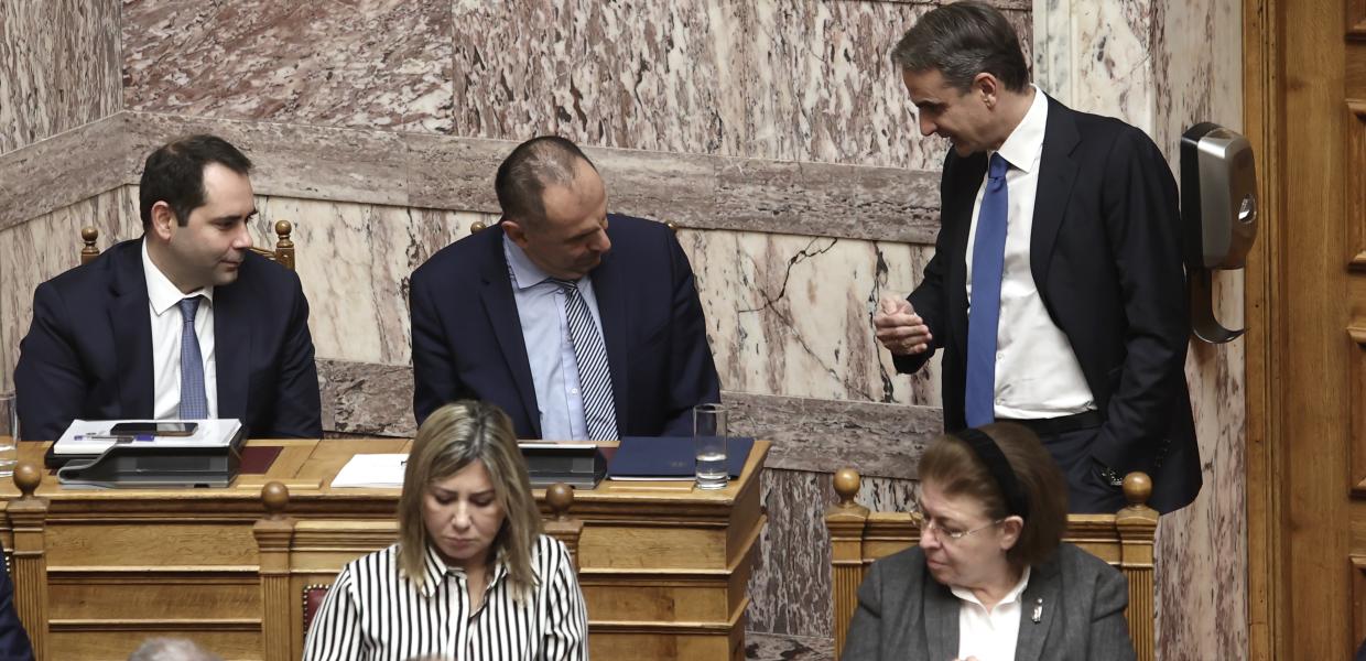 Βουλή-Γεραπετρίτης Μητσοτάκης