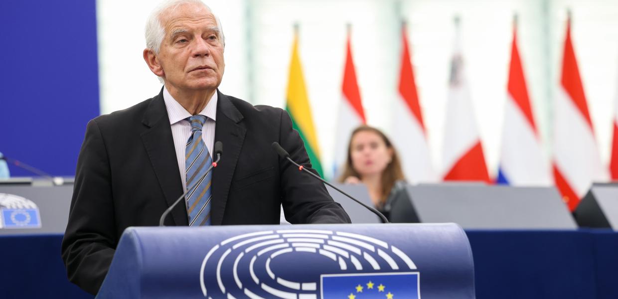 ΕΕ