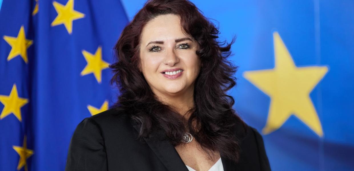 ΝΤΑΛΙ ΕΠΙΤΡΟΠΟΣ ΙΣΟΤΗΤΑ