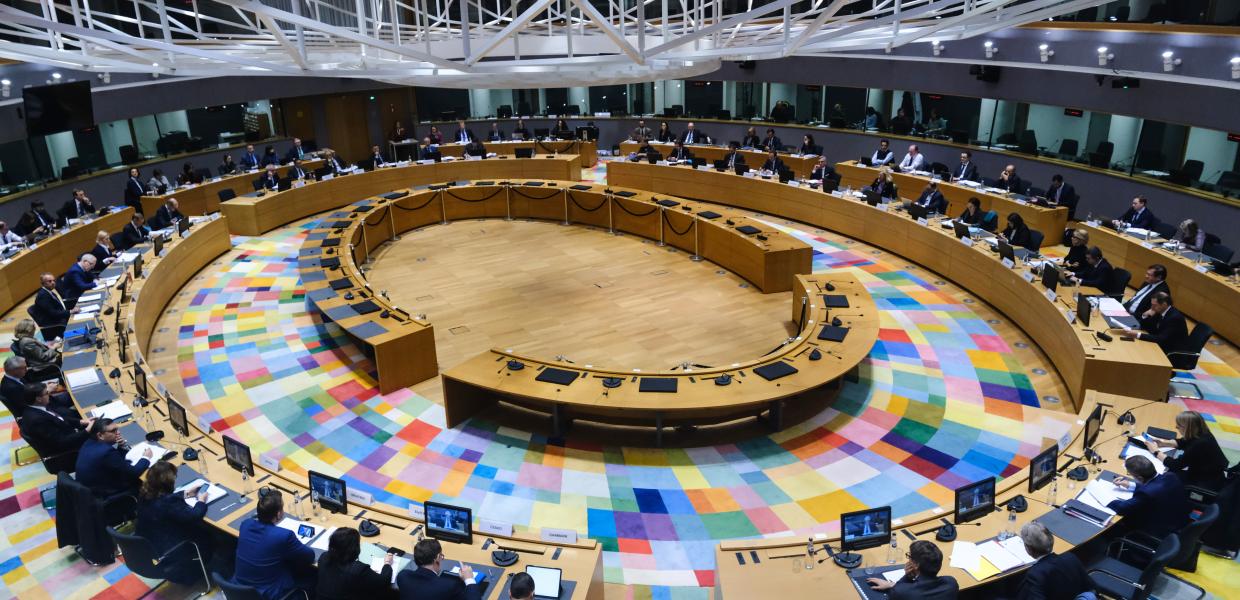 ΕΥΡΩΠΑΙΚΗ ΕΝΩΣΗ ΣΥΝΟΔΟΣ ΚΟΡΥΦΗΣ