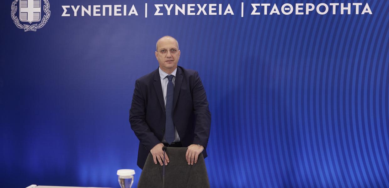 Γιάννης Οικονόμου