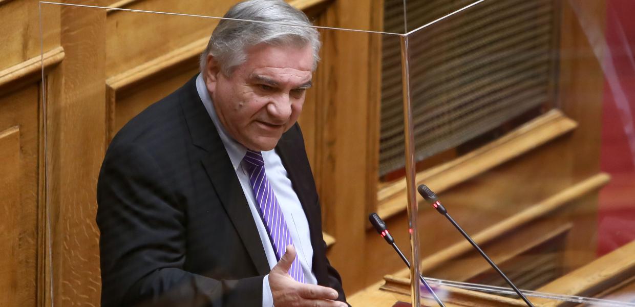 Ο Χάρης Καστανίδης στη Βουλή