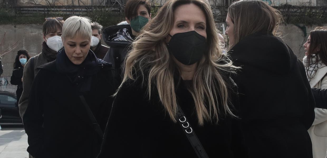 ΠΑΠΟΥΛΙΑ ΔΙΚΗ ΦΙΛΙΠΠΙΔΗ