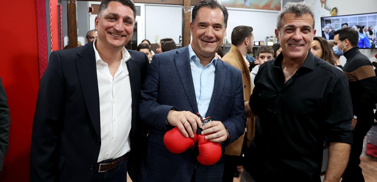 Άδωνις Καράτε
