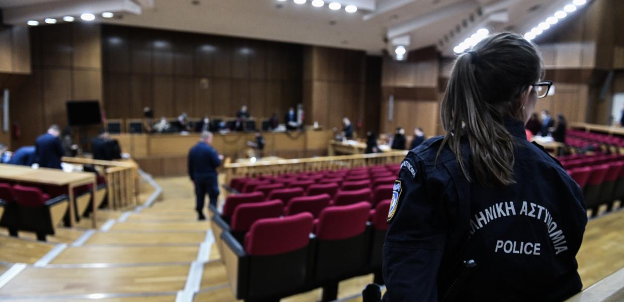 Αστυνομικός στη δίκη της Χρυσής Αυγής