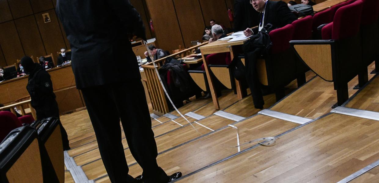 Στιγμιότυπο από τη δίκη της Χρυσής Αυγής