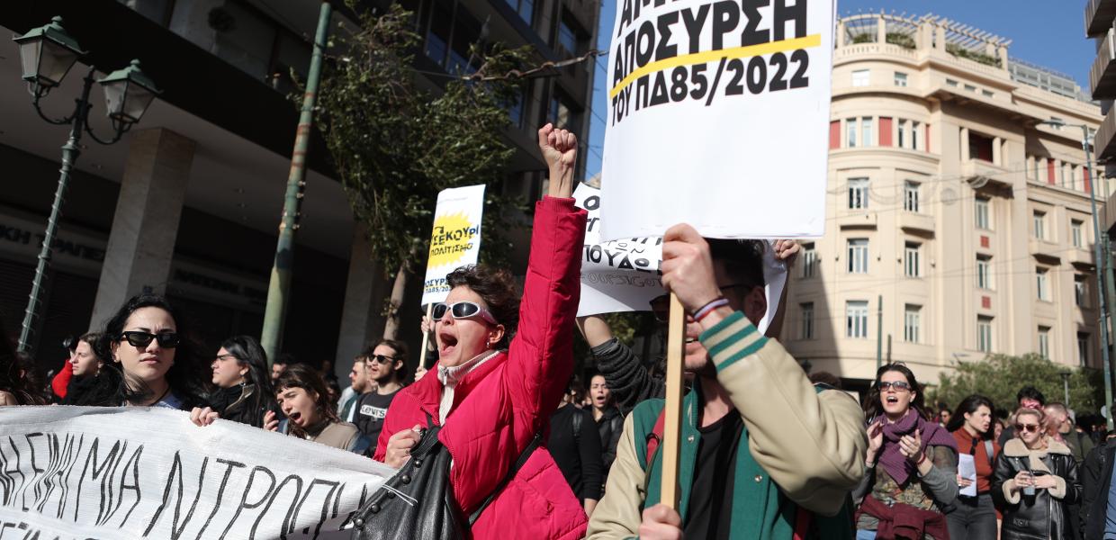 ΔΙΑΜΑΡΤΥΡΙΑ ΚΑΛΛΙΤΕΧΝΩΝ ΓΙΑ ΤΟ ΠΡΟΕΔΡΙΚΟ ΔΙΑΤΑΓΜΑ