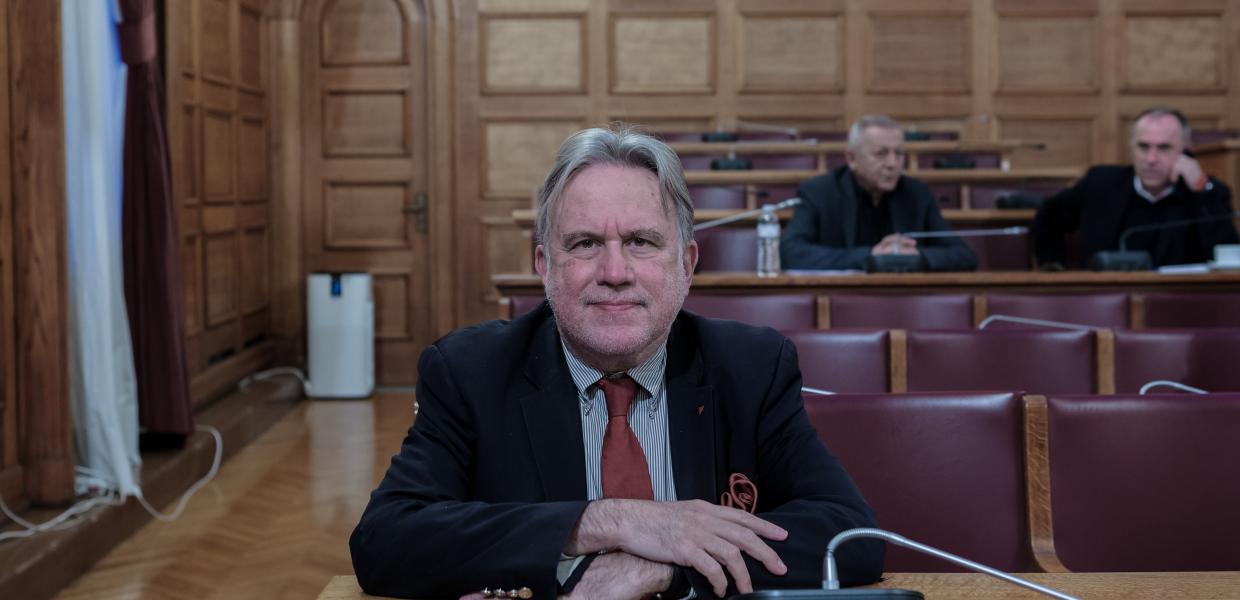 Ο Γιώργος Κατρούγκαλος σε επιτροπή της Βουλής