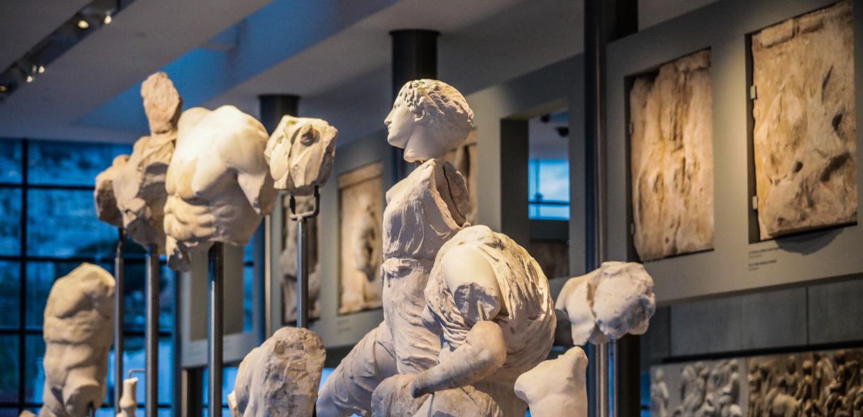 Αρχαιότητες στο μουσείο της Ακρόπολης