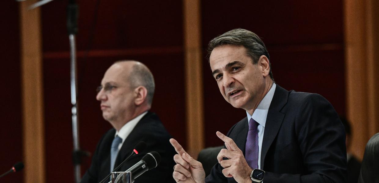 Γιάννης Οικονόμου και Κυριάκος Μητσοτάκης