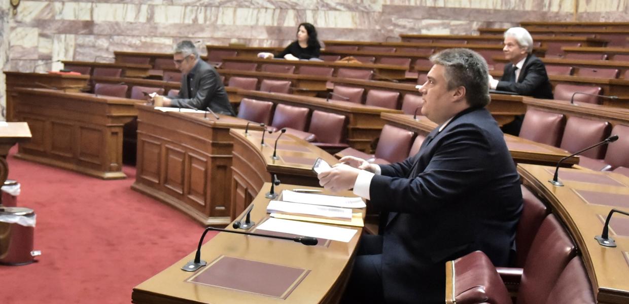 Ο Μίλτος Χρυσομάλλης