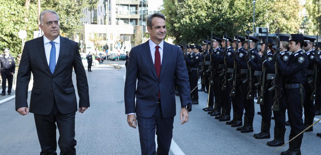 Ο Κυριάκος Μητσοτάκης και ο Τάκης Θεοδωρικάκος