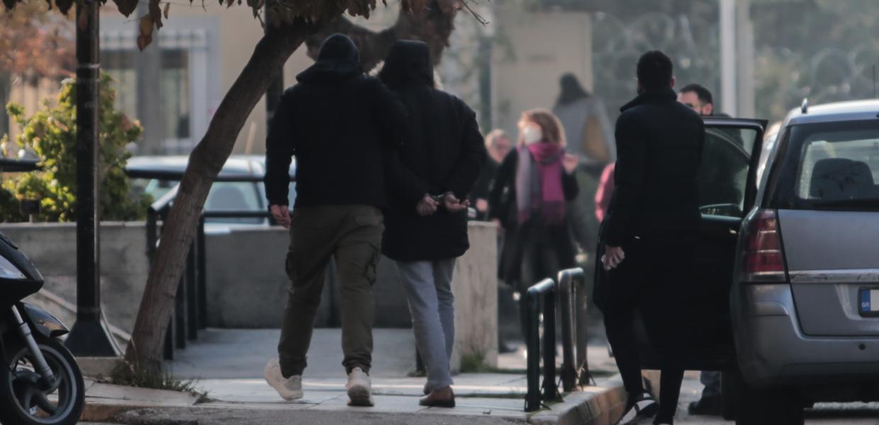 ΠΡΟΣΑΓΩΓΗ ΔΙΚΑΣΤΗΡΙΑ ΚΟΛΩΝΟΣ 12ΧΡΟΝΗ 