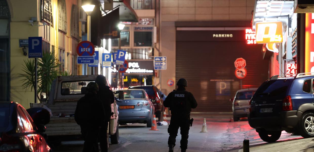 Αστυνομία έξω από το ρωσικό προξενείο