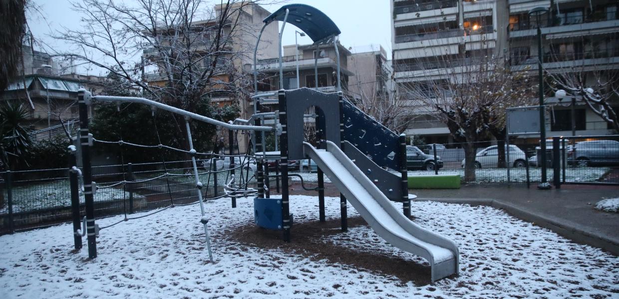 Χιόνι παιδική χαρά Μπάρμπαρα