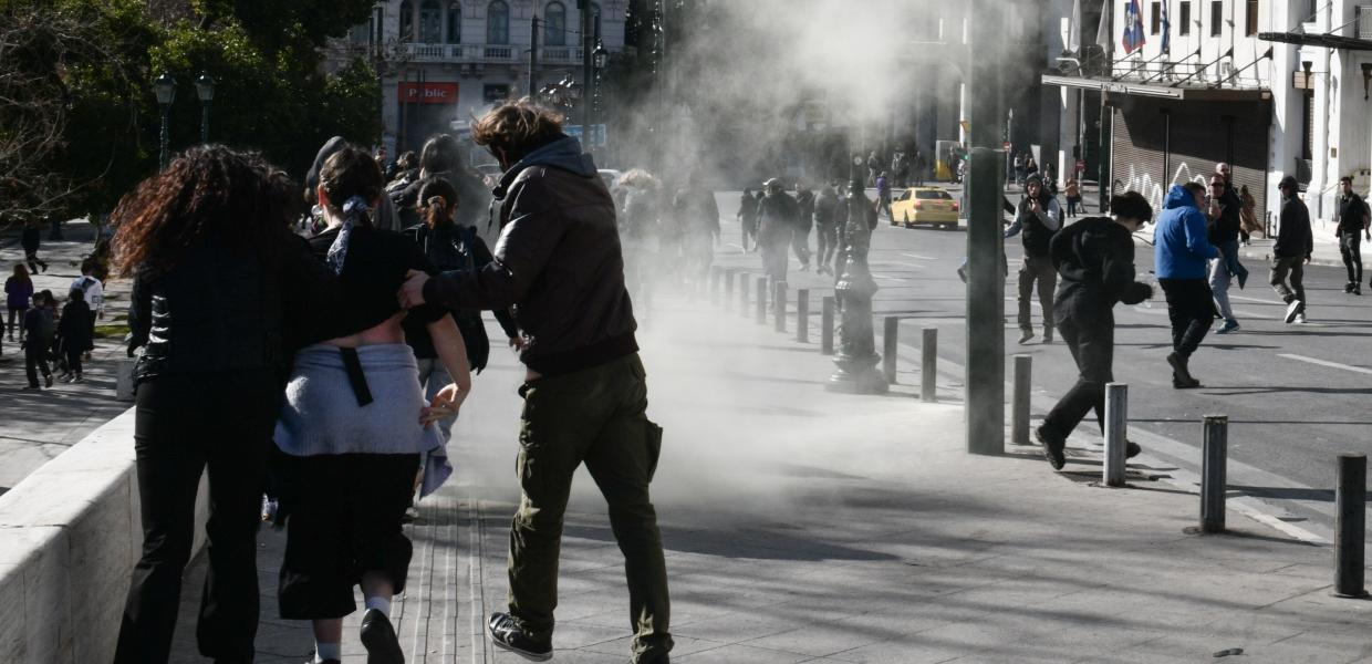 άγρια καταστολή στο Σύνταγμα