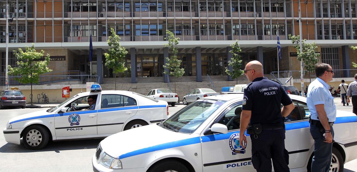 Αστυνομία έξω από τα δικαστήρια Θεσσαλονίκης