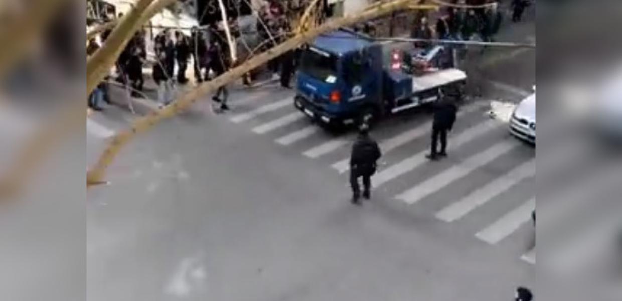 Γερανός της ΕΛΑΣ