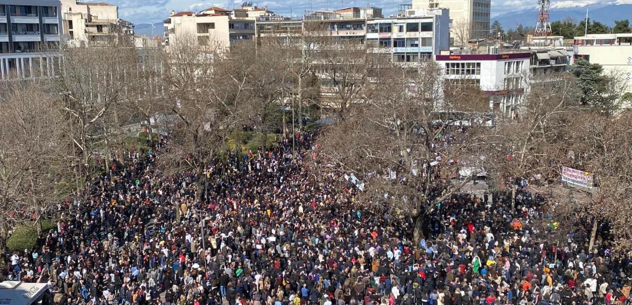 Η διαδήλωση στην Λάρισα για τα Τέμπη