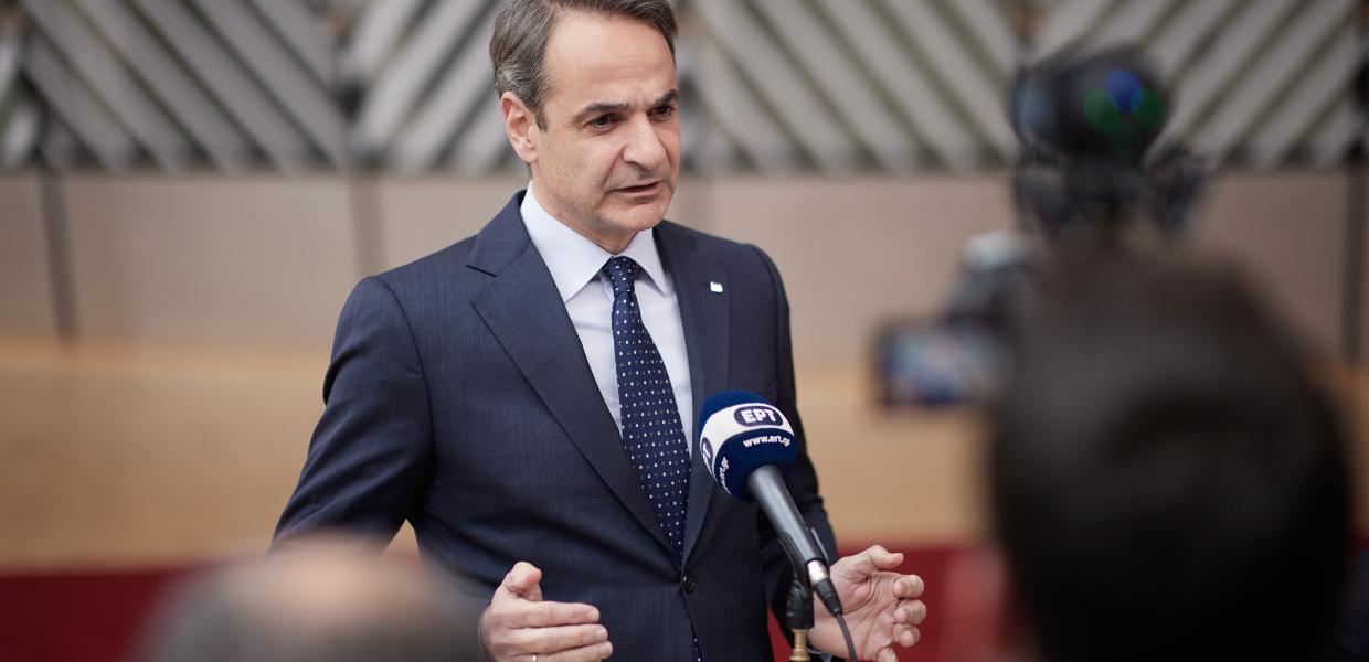 Ο Κυριάκος Μητσοτάκης κάνει δηλώσεις στις Βρυξέλλες