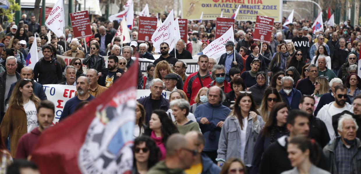 Συγκέντρωση στην πλατεία Συντάγματος
