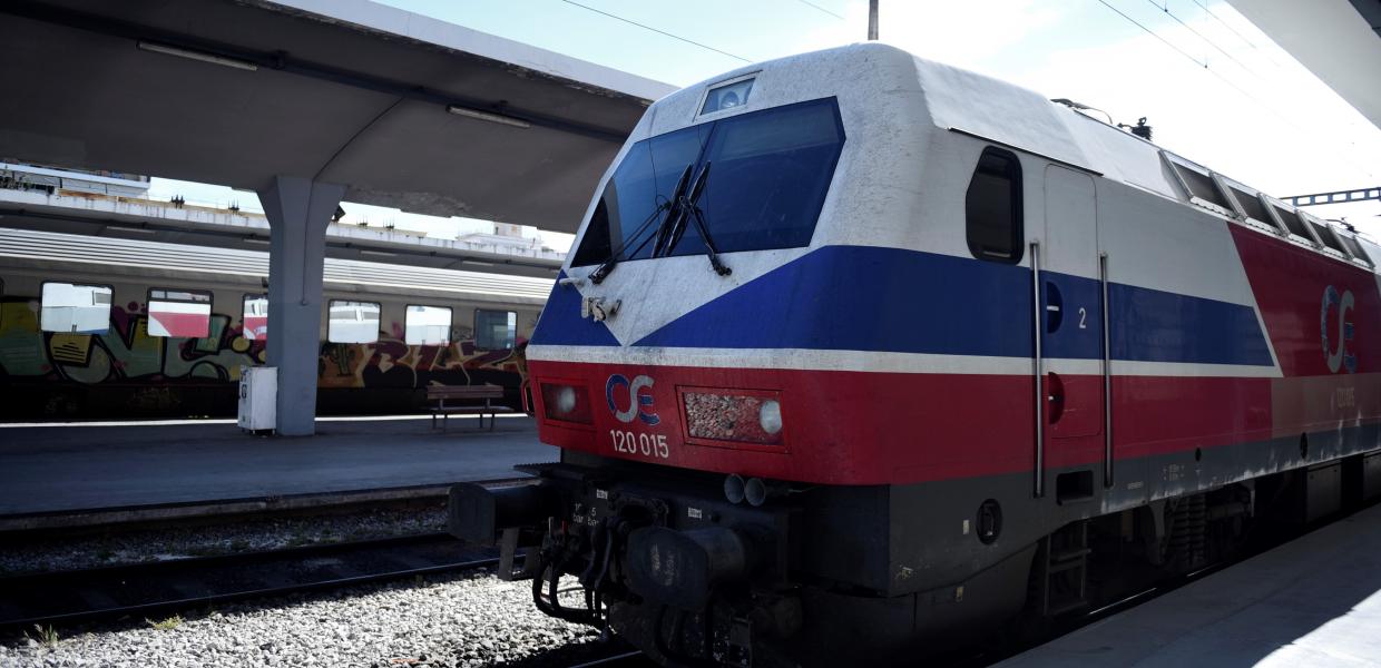 Τρένο στον σταθμό