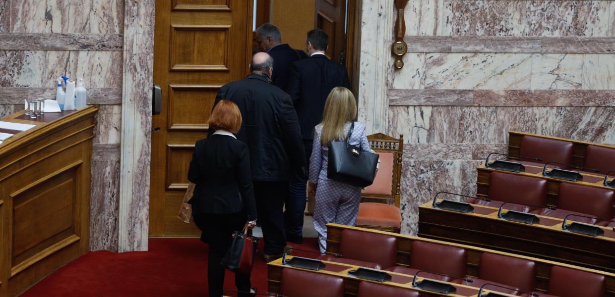 Αποχώρηση του ΣΥΡΙΖΑ από τη Βουλή