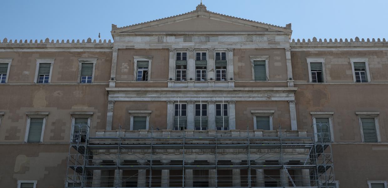 περιστύλιο βουλή