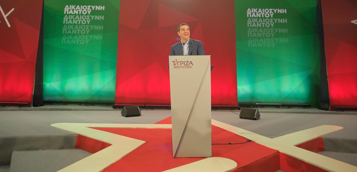 Ο Αλέξης Τσίπρας σε ομιλία