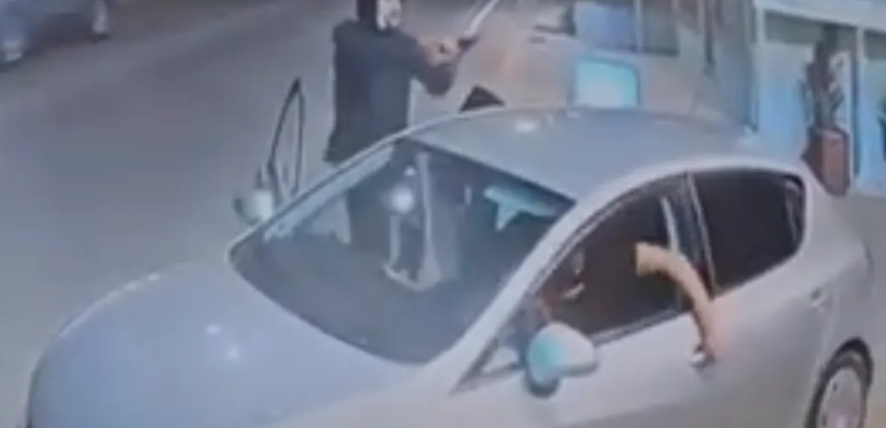 ΠΥΡΟΒΟΛΙΣΜΟΙ ΑΝΩ ΛΙΟΣΙΑ