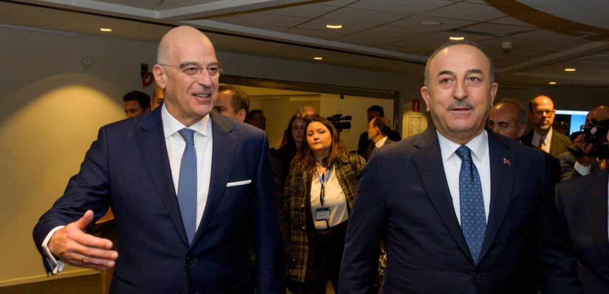 Ο Νίκος Δένδιας και ο Μεβλούτ Τσαβούσογλου