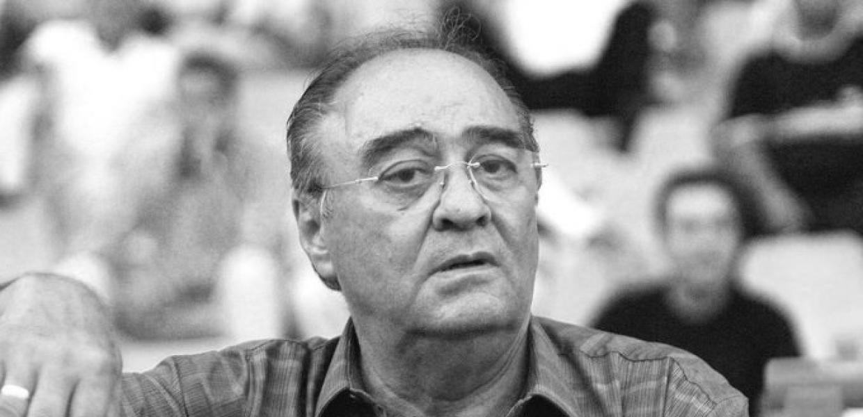 Ασπρόμαυρη φωτογραφία του Νίκου Τσαρούχα