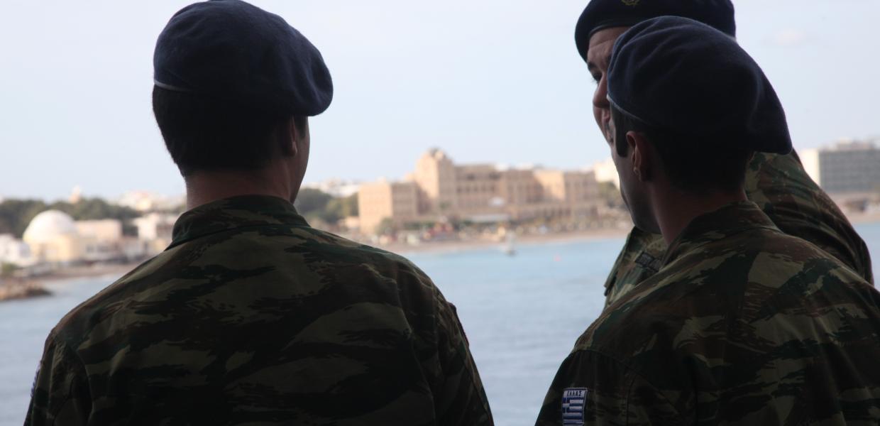 Στρατός στρατιώτης φαντάρος