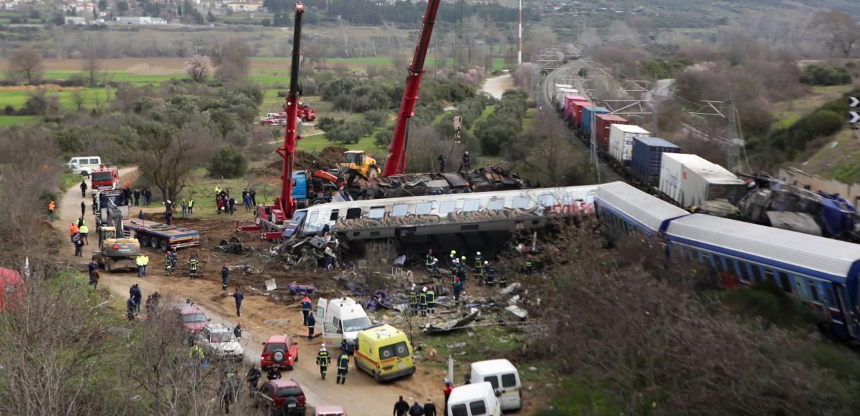 Σύγκρουση τρένων στα Τέμπη