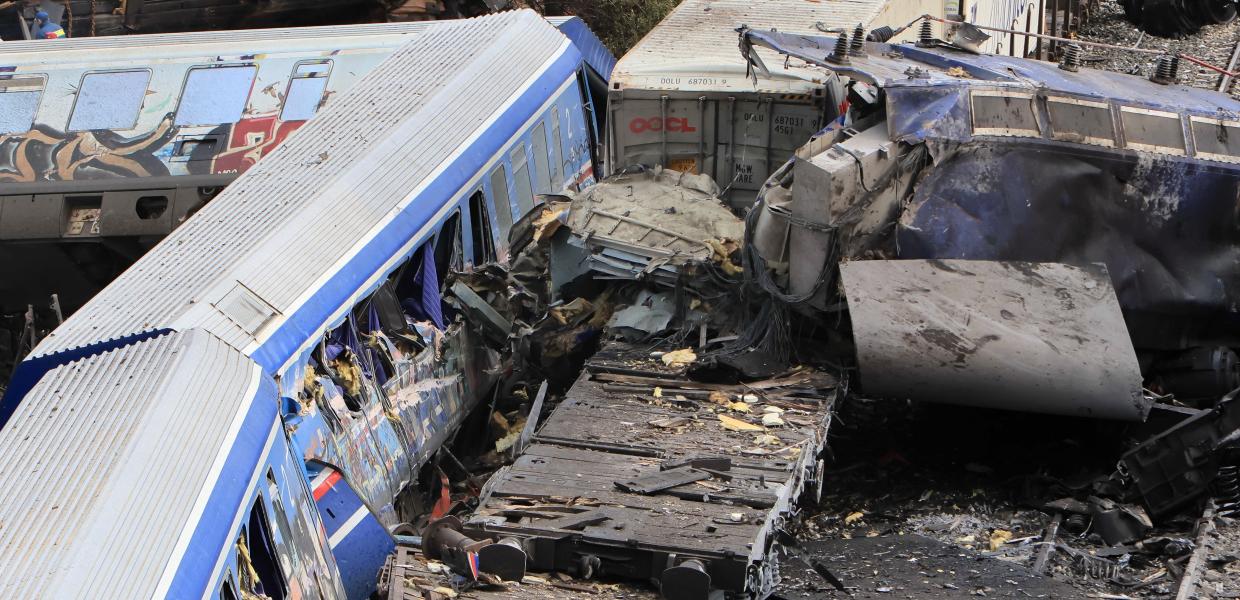 Σύγκρουση τρένων στα Τέμπη