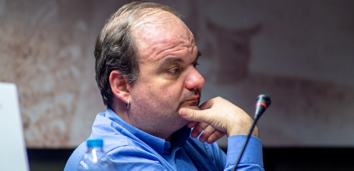 Ο Γιάννης Αλμπάνης