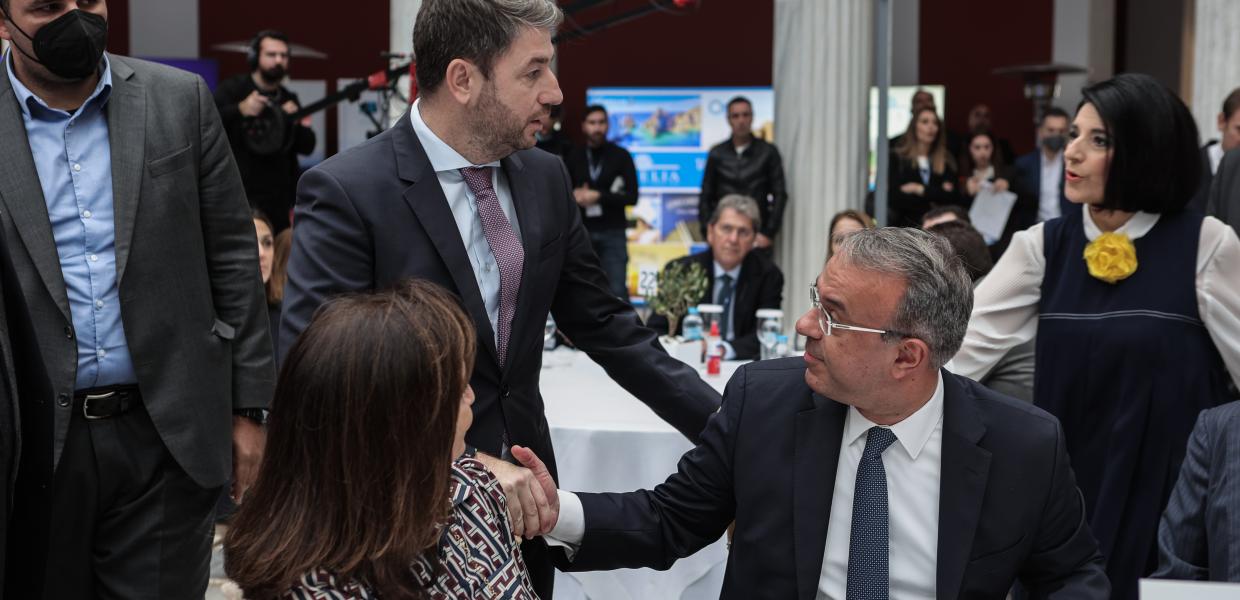 Ο Νίκος Ανδρουλάκης και ο Χρήστος Σταϊκούρας