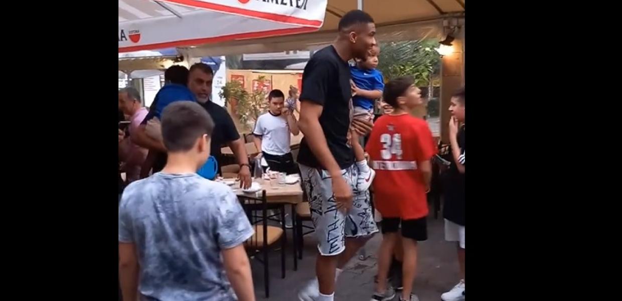 Ο Γιάννης Αντετοκούνμπο