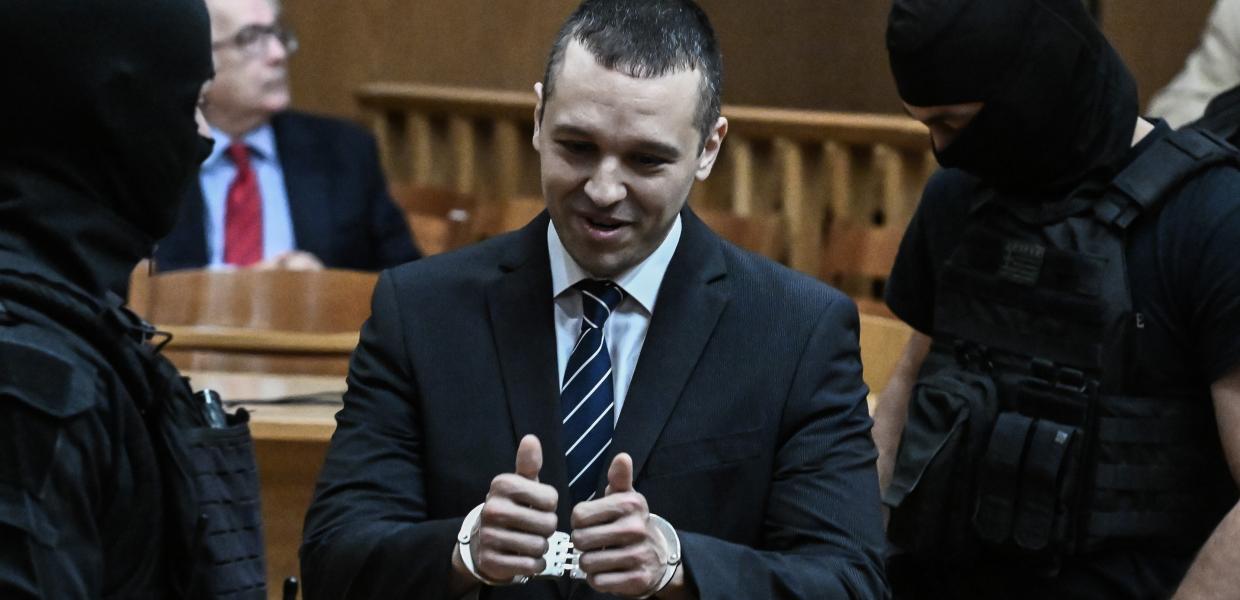 Ο Ηλίας Κασιδιάρης