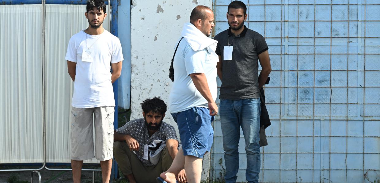 Πρόσφυγες από το ναυάγιο στην Πύλο