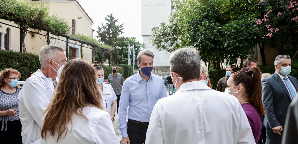 Κυριάκος Μητσοτάκης γιατροί
