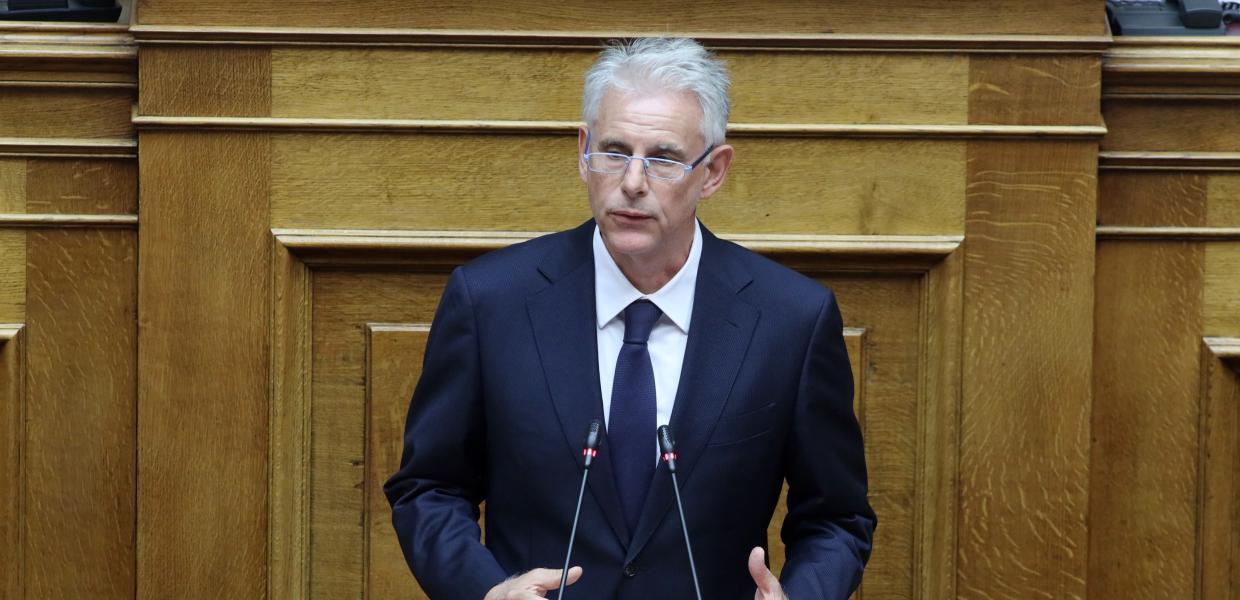 Ο Σπύρος Πνευματικός στη Βουλή