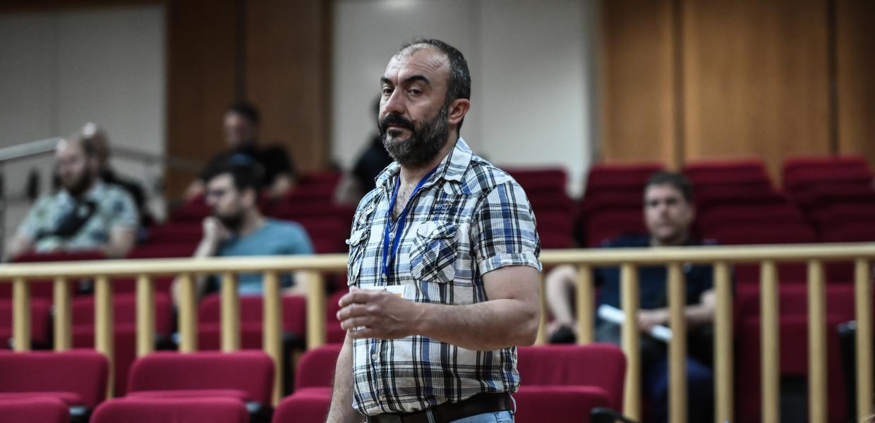 O Σωτήρης Πουλικόγιαννης στο Εφετείο για τη Χρυσή Αυγή