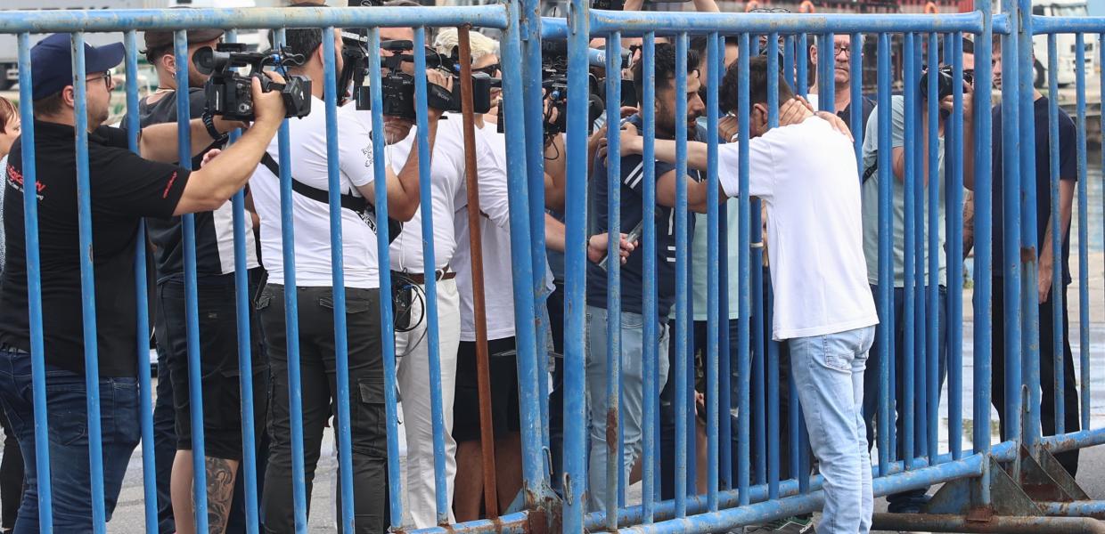 Πύλος - συνάντηση δύο αδελφών