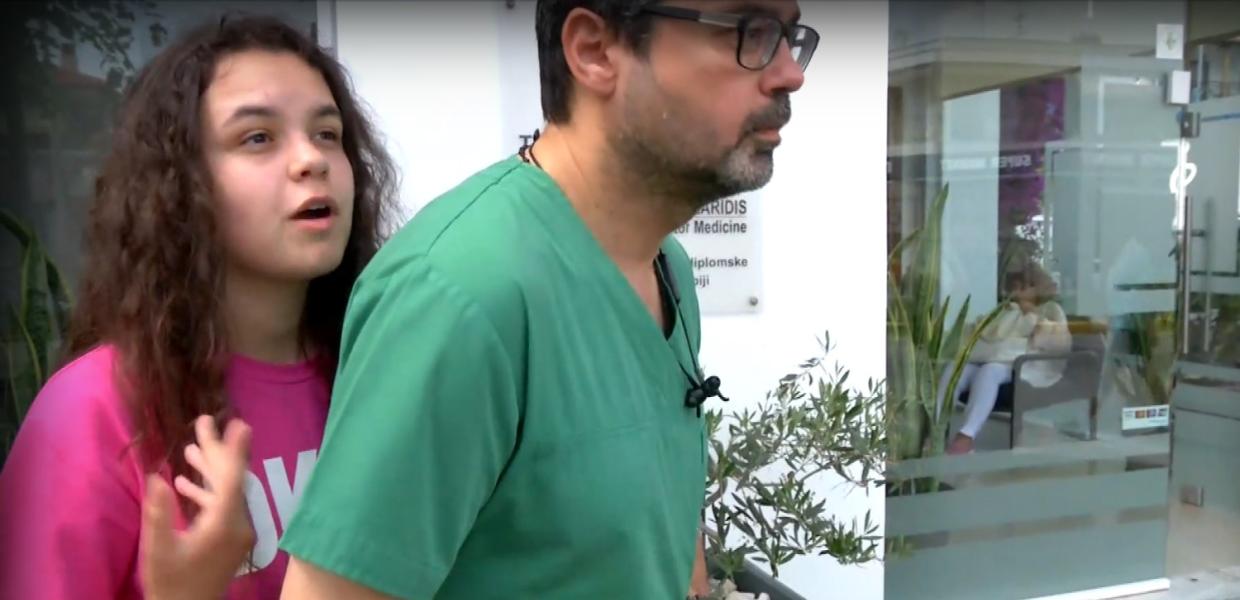 Η 16χρονη από την Χαλκιδική δείχνει πως έσωσε το 10χρονο αγόρι μαζί με τον γιατρό της κοινότητας